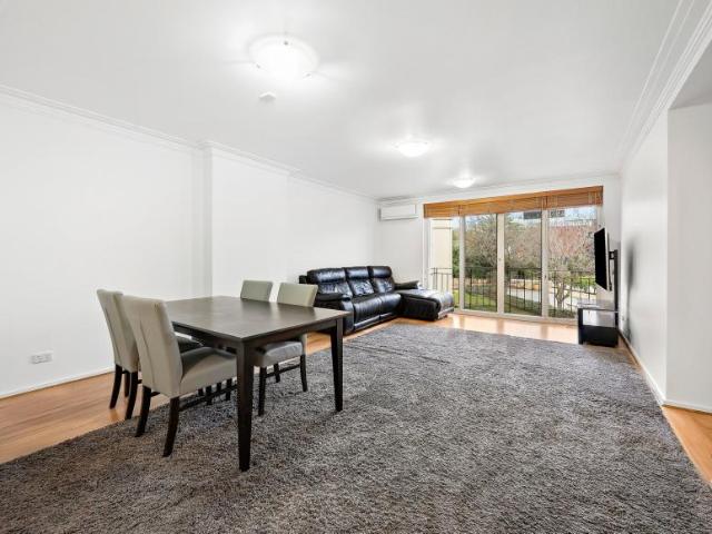Apartment for sale in Hampton, Melbourne