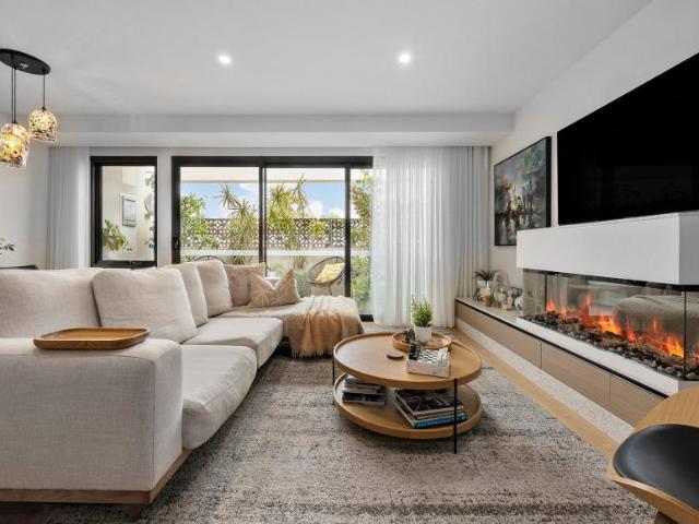 Apartment for sale in Hampton, Melbourne
