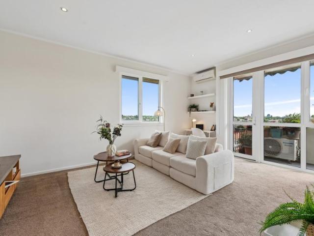 Apartment for sale in Hawthorn, Melbourne