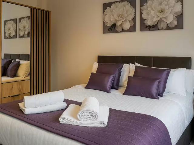 Apartment for rent in Armitage Bridge, West Yorkshire