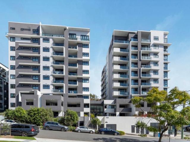 Apartment for sale in Indooroopilly, Greater Brisbane
