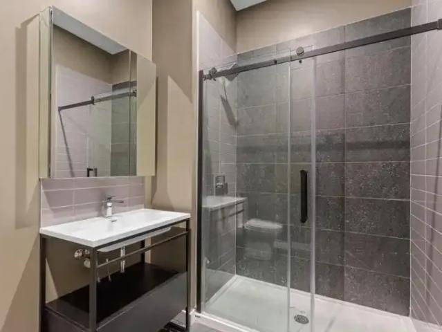 Apartment for rent in St. Leonard's, Quebec