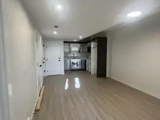 Apartment for rent in Rolly View, Alberta