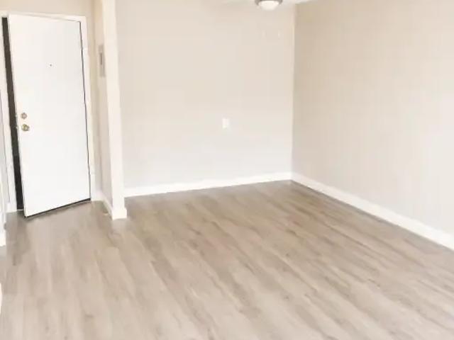 Apartment for rent in Rolly View, Alberta