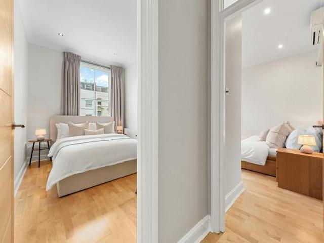 Apartment for rent in Maida Hill, Greater London