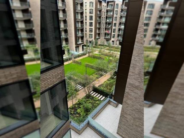 Apartment for rent in Lyons, Greater London