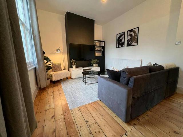 Apartment for rent in Fulham, Greater London