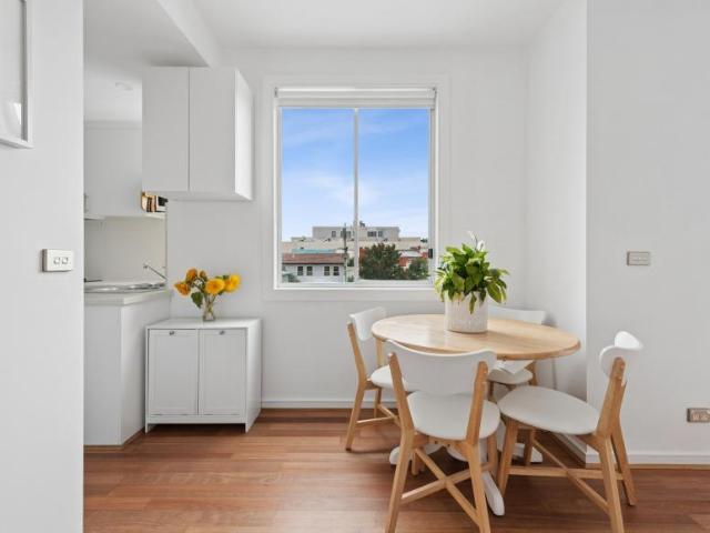 Apartment for sale in Camerons Creek, Victoria
