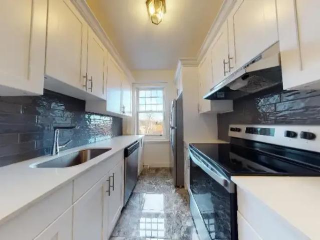 Apartment for rent in Westmount, Quebec