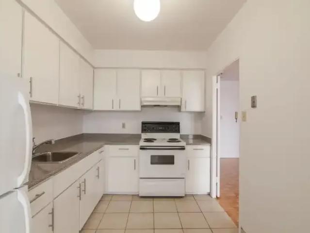 Apartment for rent in St. Leonard's, Quebec