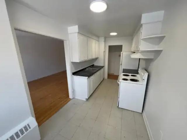 Apartment for rent in St. Leonard's, Quebec