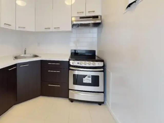 Apartment for rent in St. Leonard's, Quebec