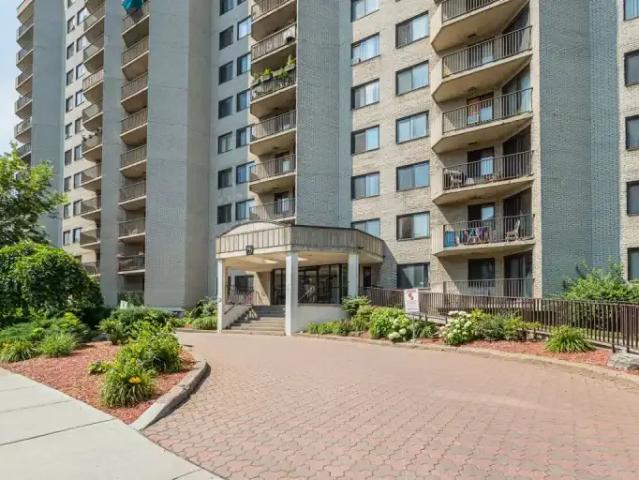 Apartment for rent in St. Leonard's, Quebec