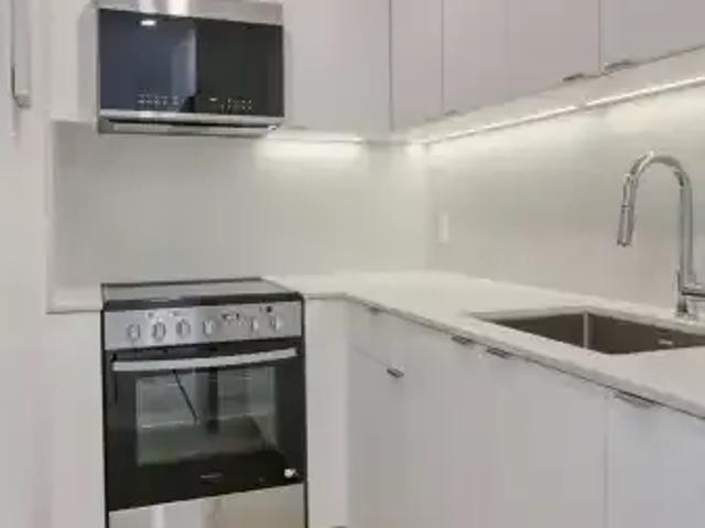 Apartment for rent in St. Leonard's, Quebec