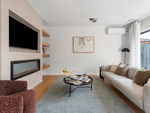 Apartment for sale in Murrumbeena, Melbourne