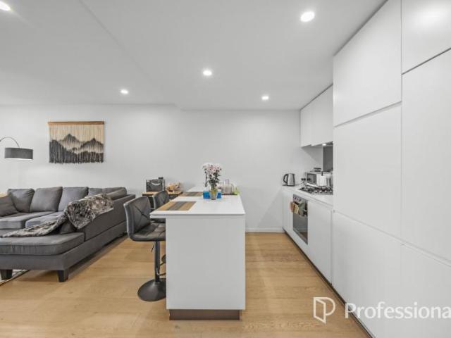 Apartment for sale in Oakleigh, Melbourne