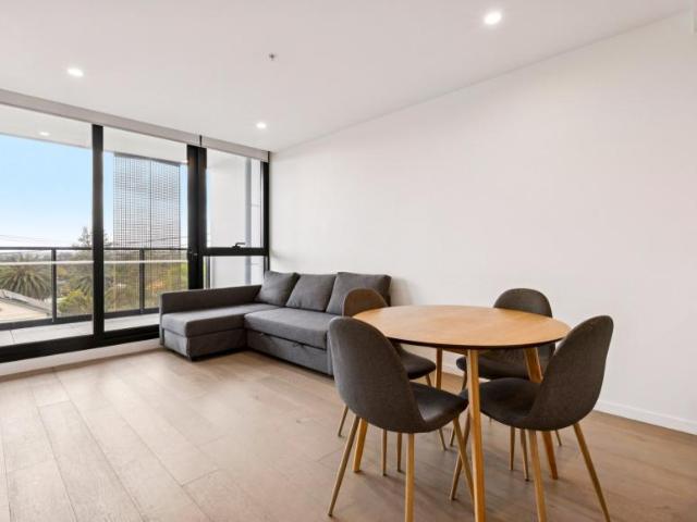 Apartment for sale in Oakleigh, Melbourne