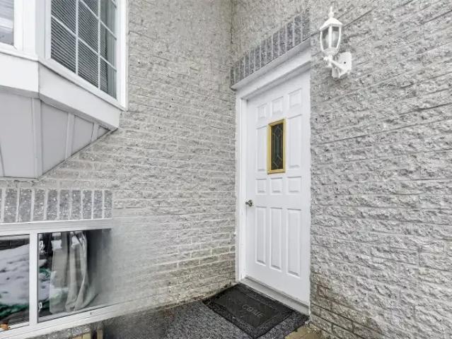 Apartment for rent in Mulhurst Bay, Ontario