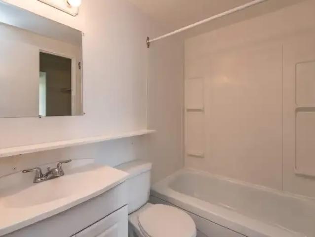 Apartment for rent in Mulhurst Bay, Ontario