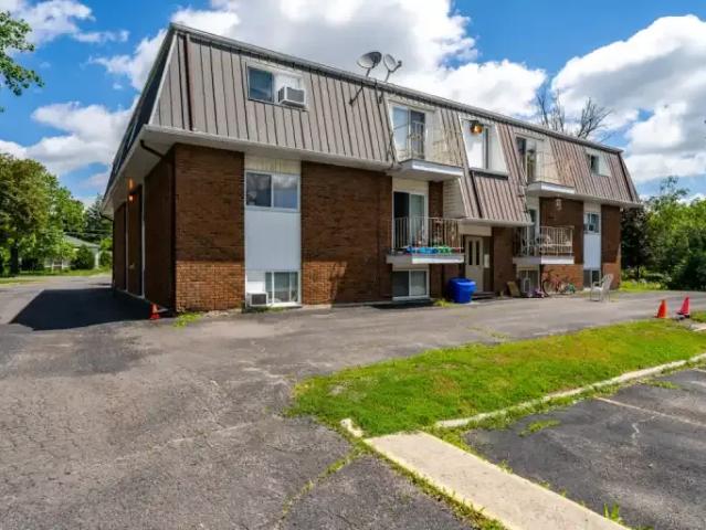 Apartment for rent in Mulhurst Bay, Ontario