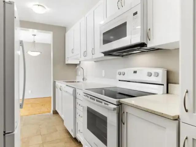 Apartment for rent in Mulhurst Bay, Ontario