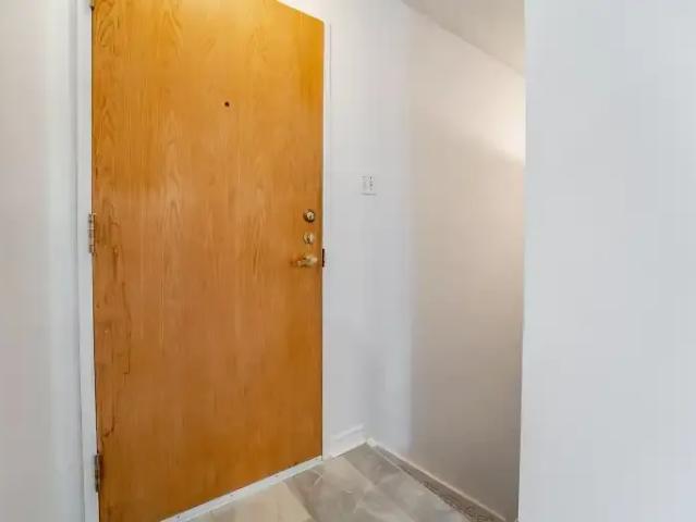 Apartment for rent in Mulhurst Bay, Ontario