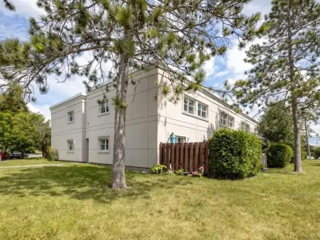 Apartment for rent in Mulhurst Bay, Ontario
