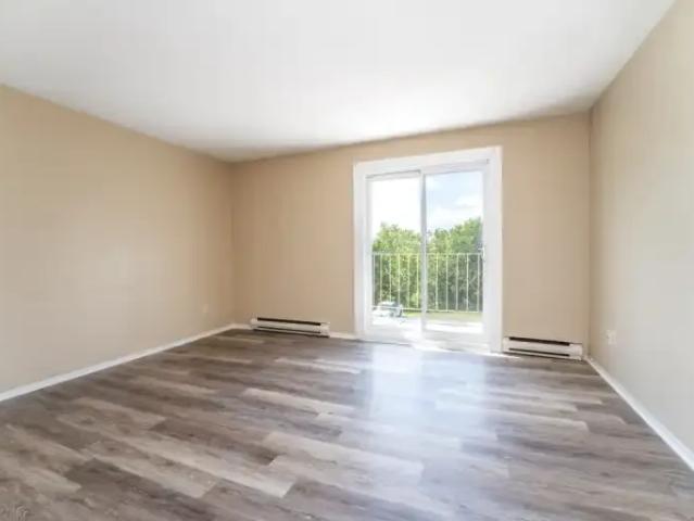 Apartment for rent in Blackburn Hamlet, Ottawa