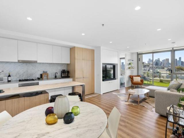 Apartment for sale in Port Melbourne, Melbourne