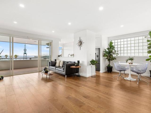 Apartment for sale in Port Melbourne, Melbourne