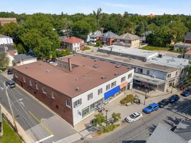 Apartment for rent in Sainte-anne-de-bellevue, Quebec