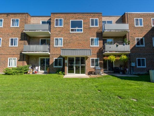 Apartment for rent in Brights Grove, Ontario
