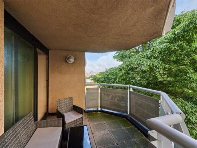 Apartment for rent in Silvertown, Silvertown