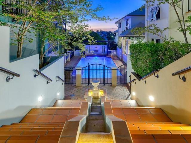 Apartment for rent in Toombul, Queensland