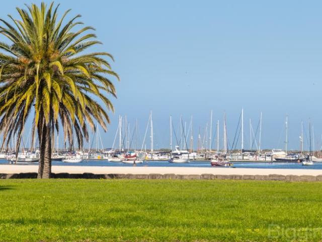 Apartment for sale in St Kilda West, Melbourne