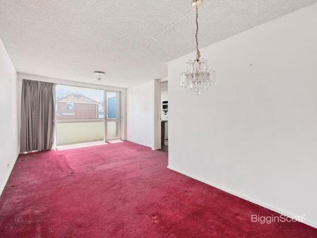 Apartment for sale in St Kilda West, Melbourne