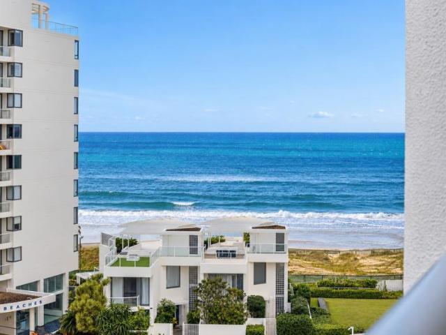 Apartment for sale in Surfers Paradise, Gold Coast City