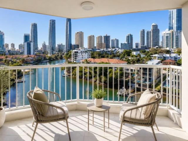 Apartment for sale in Surfers Paradise, Gold Coast City