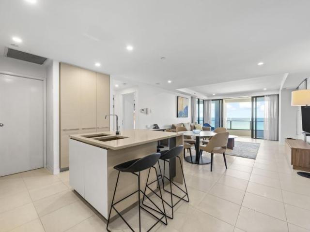 Apartment for sale in Surfers Paradise, Gold Coast City
