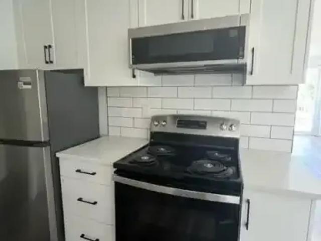 Apartment for rent in Johnston Heights, Surrey