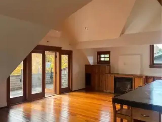 Apartment for rent in South Surrey, Surrey
