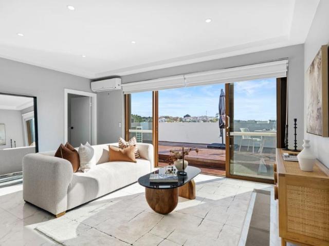 Apartment for sale in Sutherland, New South Wales
