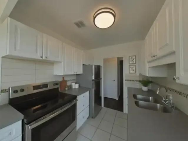 Apartment for rent in Woburn, Ontario