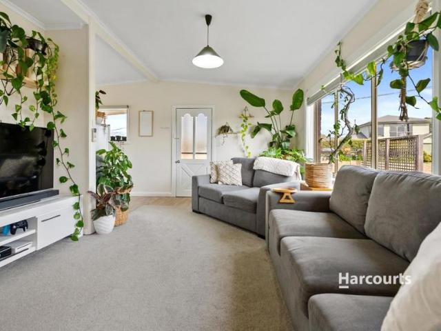 Apartment for rent in West Ulverstone, Ulverstone