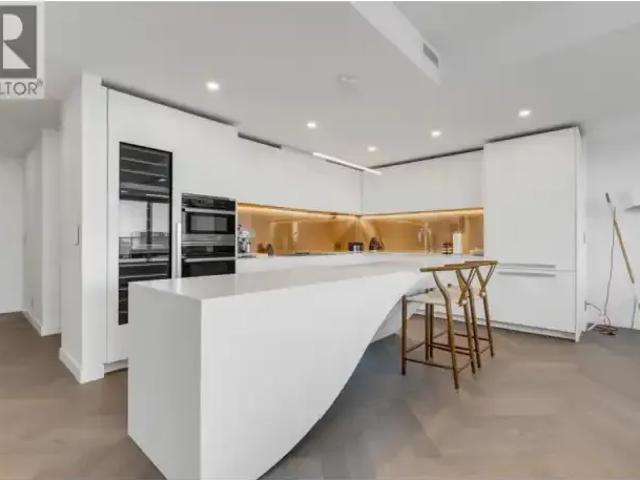 Apartment for rent in Vancouver, British Columbia