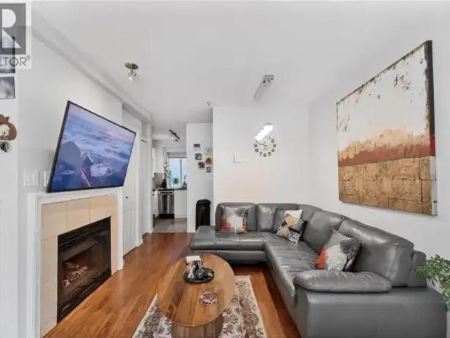 Apartment for rent in Vancouver, British Columbia