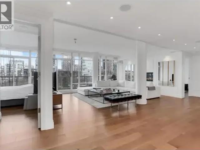 Apartment for rent in Vancouver, British Columbia
