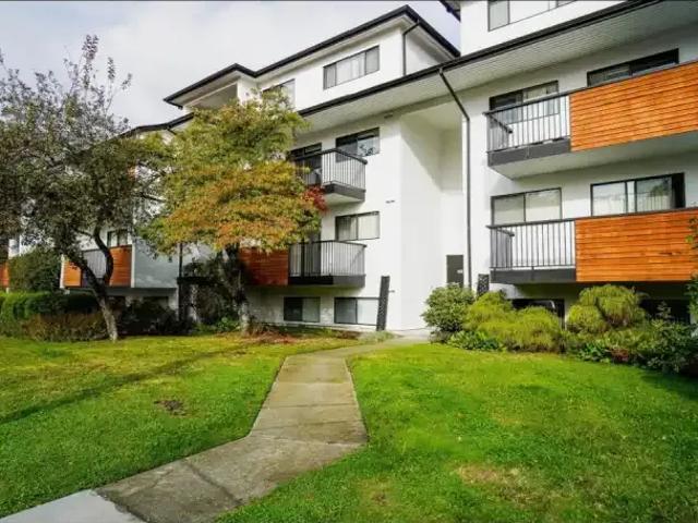 Apartment for rent in Saanich, British Columbia
