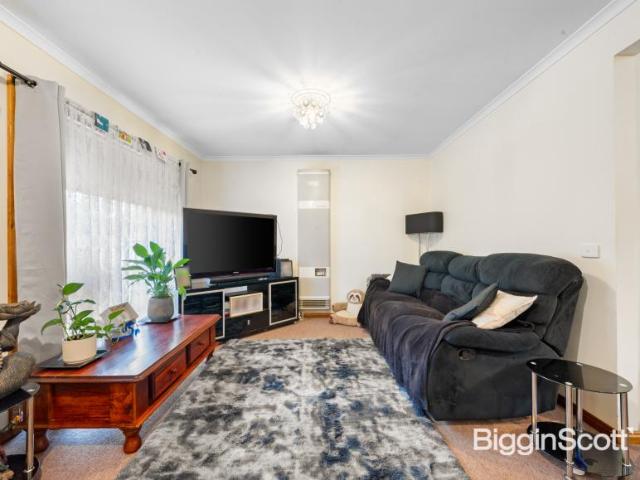 Apartment for sale in Warranwood, Melbourne