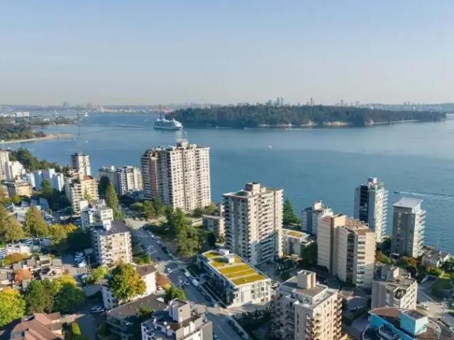 Apartment for rent in Ambleside, West Vancouver
